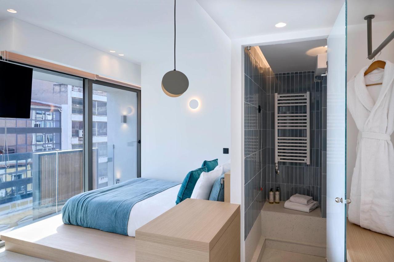 Twinn Downtown Piraeus, Santikos Collection Hotel 3*